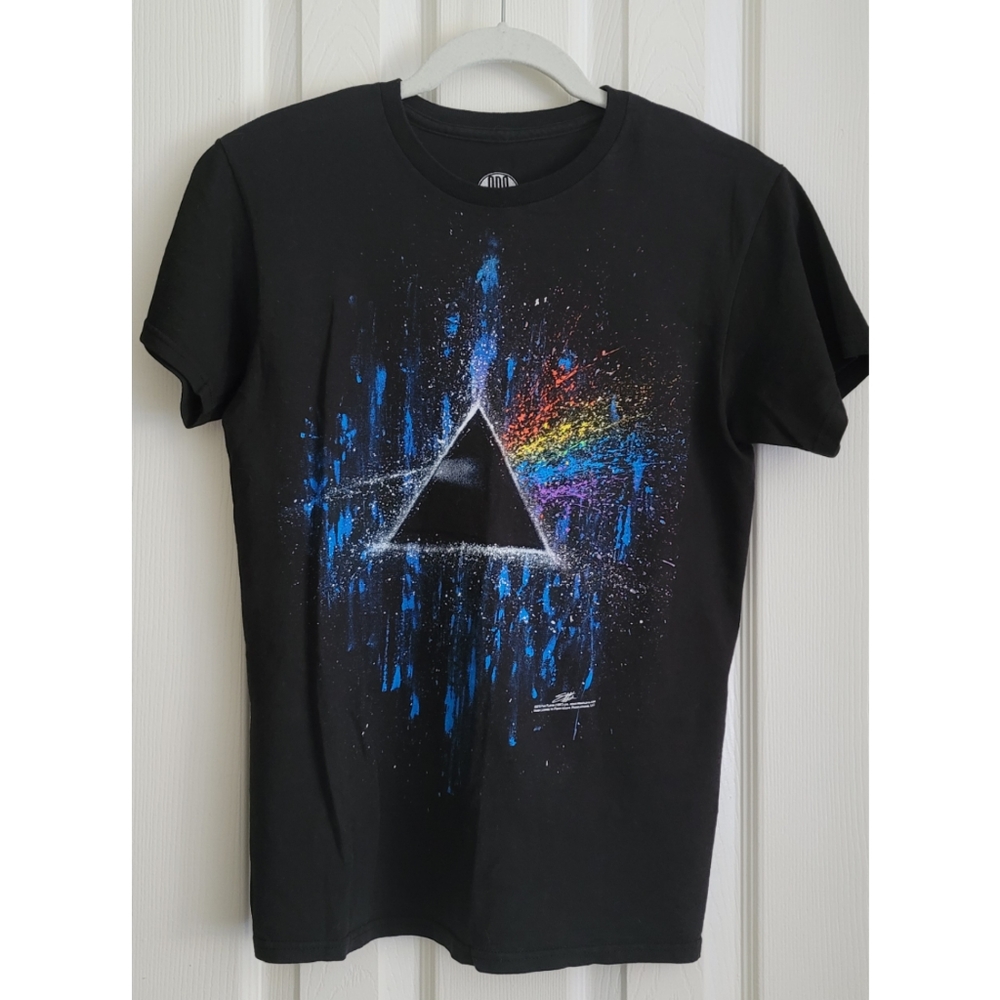 Pink Floyd band shirt
